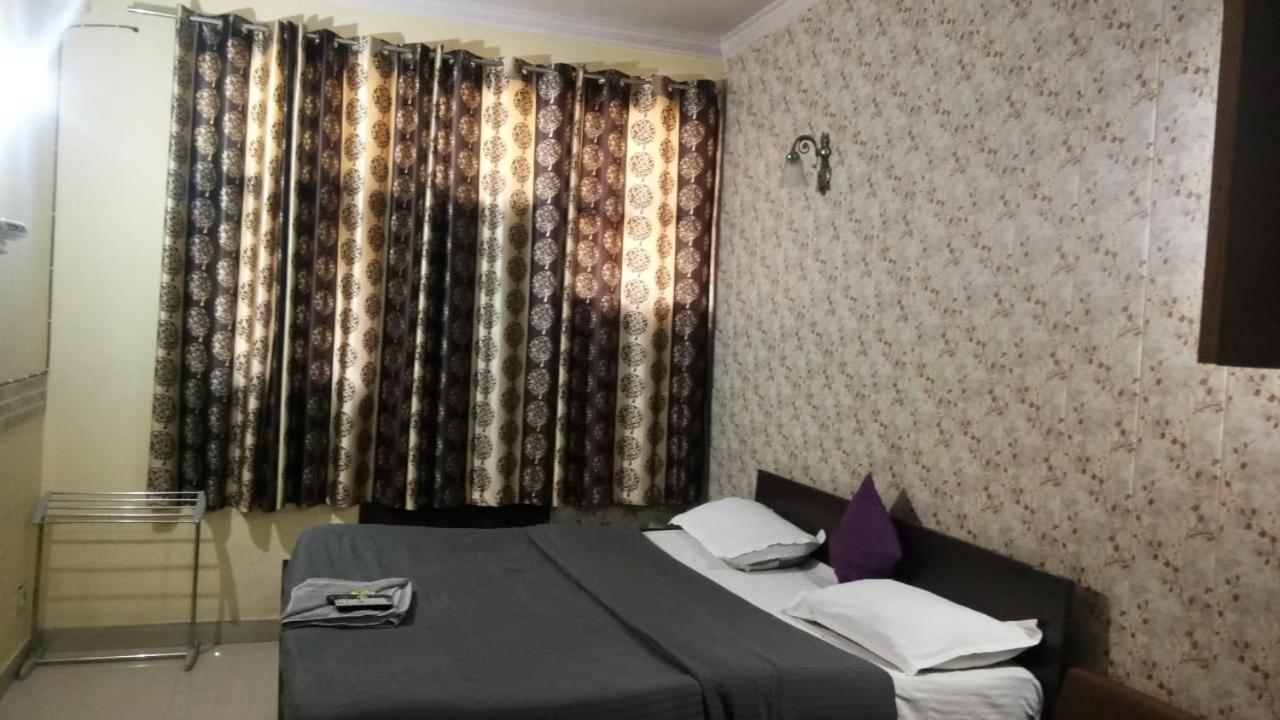 Hotel O Hya'S Homestay 데라둔 외부 사진