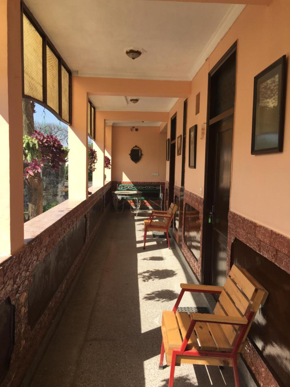 Hotel O Hya'S Homestay 데라둔 외부 사진