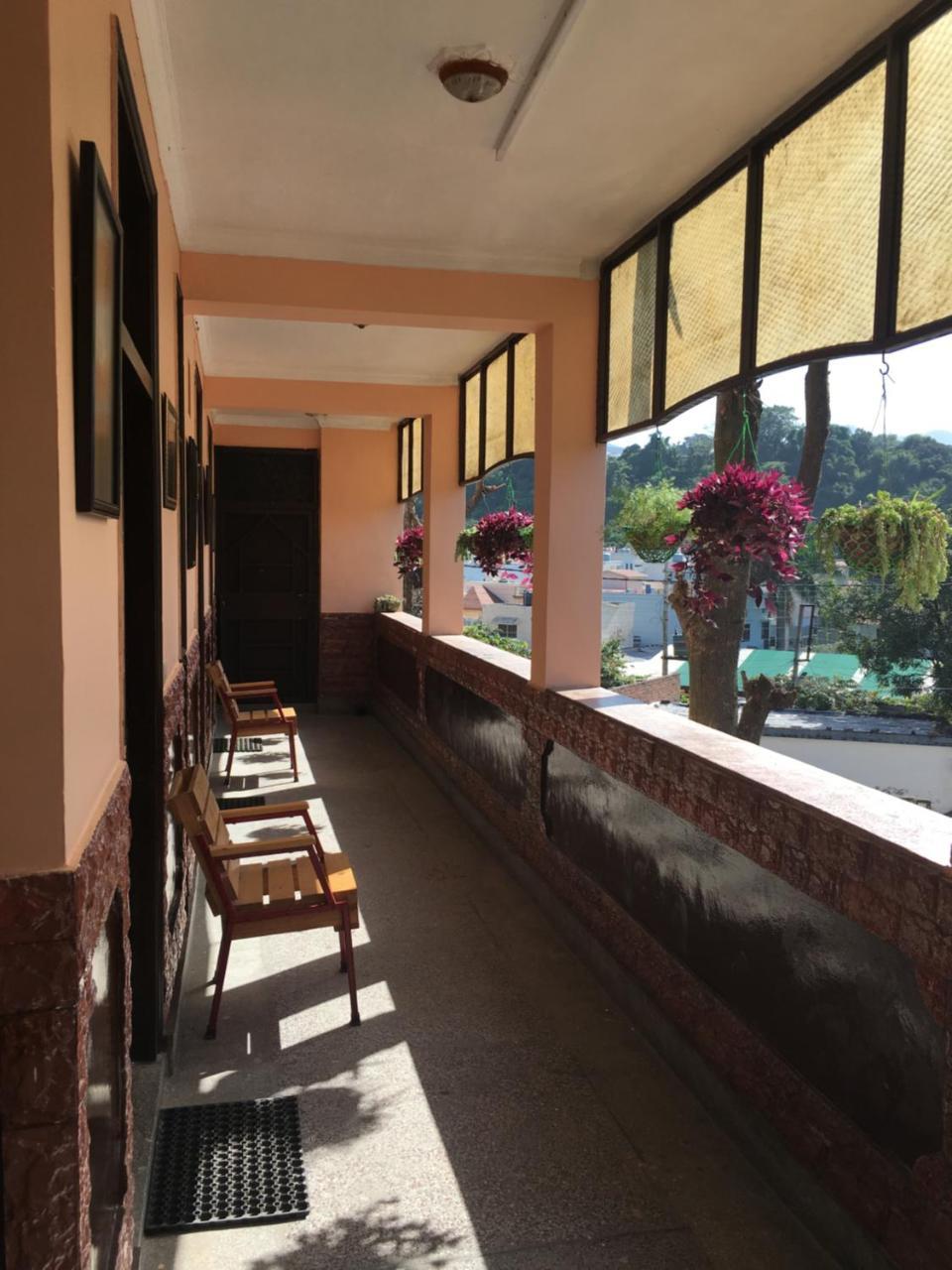 Hotel O Hya'S Homestay 데라둔 외부 사진