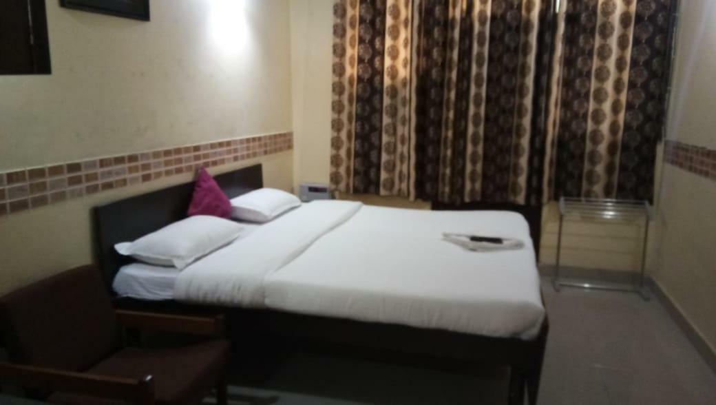 Hotel O Hya'S Homestay 데라둔 외부 사진